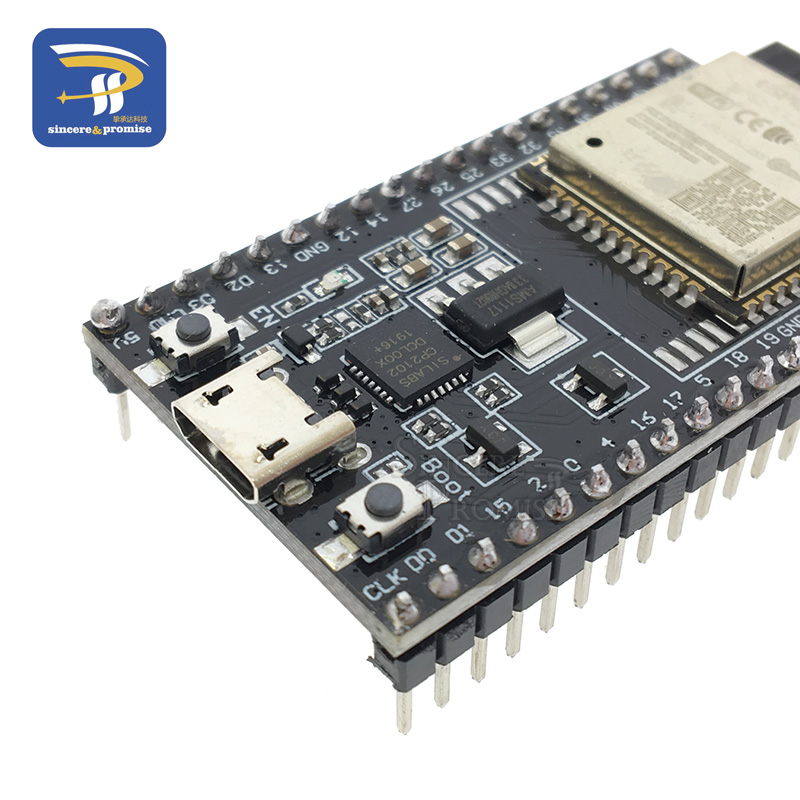 Scheda di sviluppo ESP32-DevKi - Nodemcuv2 recensione e prezzo